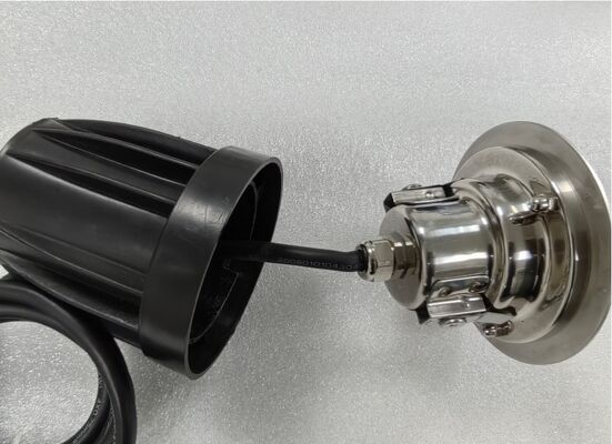 Światła basenu RGB LED DC12V Wstępna napięcie 100lmw Wydajność świetlna Jasne wodoodporne podwodne rozwiązania oświetleniowe