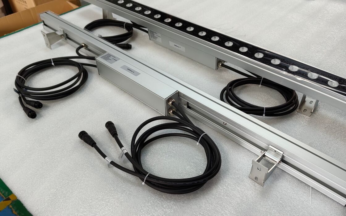 3 lata gwarancji na naświetlacze LED ścienne ze stopu aluminium o długości 1m i rozwiązanie oświetleniowe do iluminacji elewacji architektonicznych