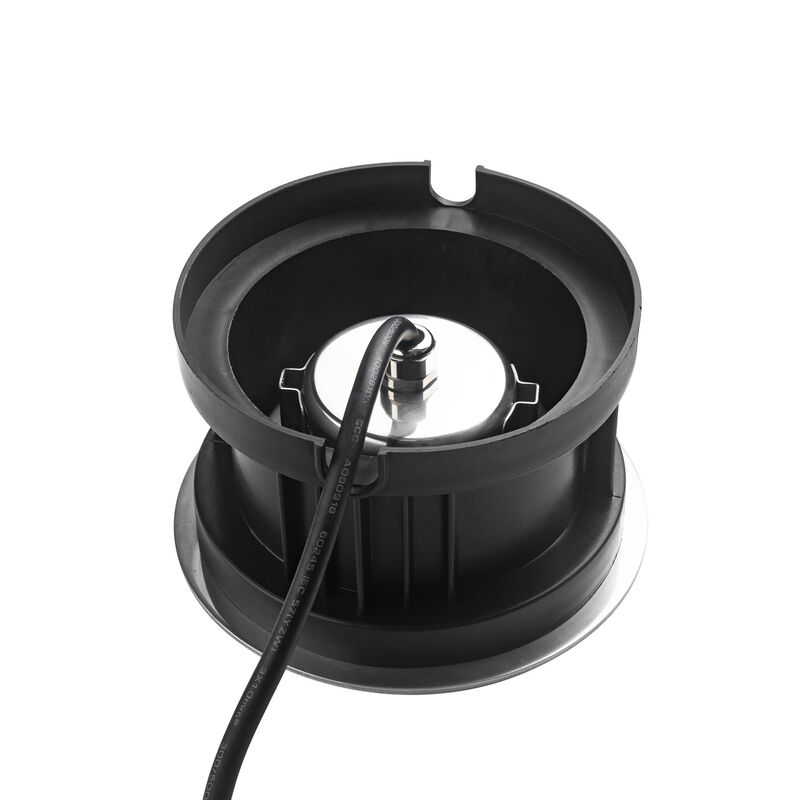 Wodoodporne diody LED do basenu 150mmx88mm oferujące wydajność świetlną 100lm/W, zaprojektowane z myślą o łatwej instalacji i długotrwałej trwałości